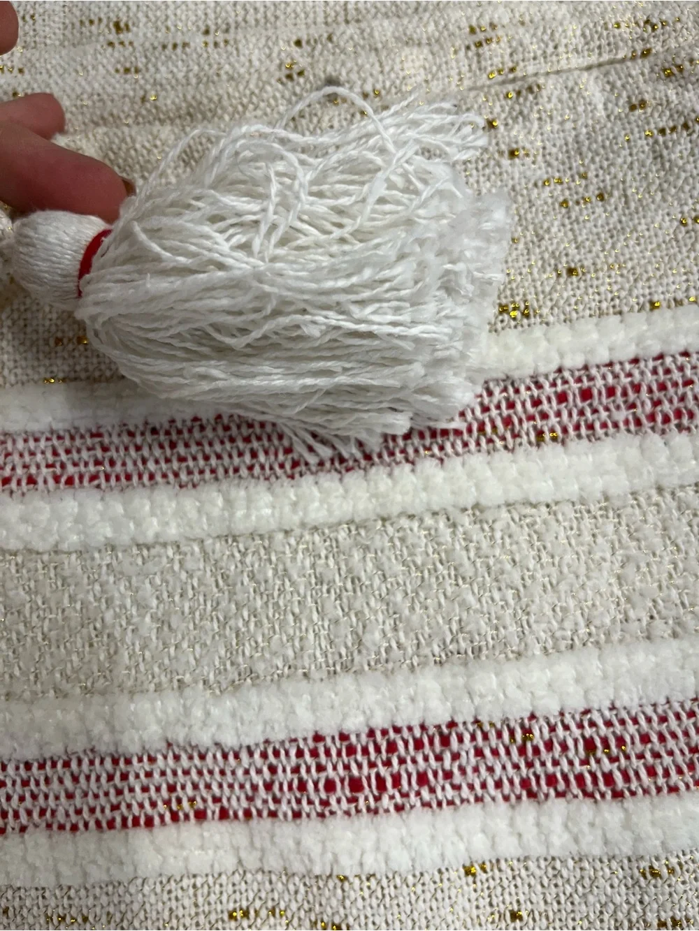 Nicole Miller decorative throw blanket